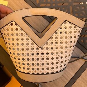 Lightweight summer crossbody bucket purse